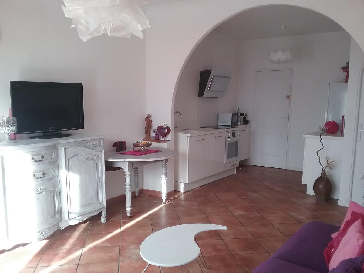 Bed and Breakfast Petite Fleur d'Azur Cagnes-sur-Mer Exterior foto